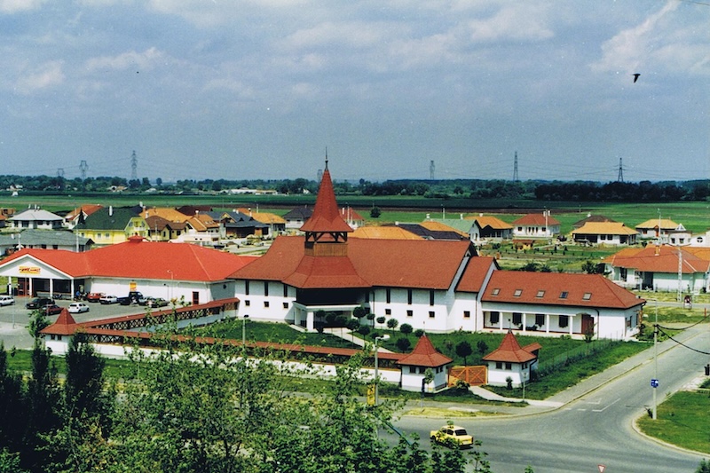 Tiszaújvárosi református templom - Forrás: Tiszaújvárosi Értéktár