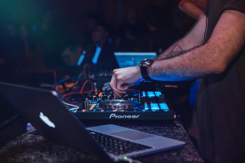 DJ, disco, klub